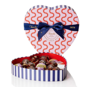 Venchi Love collection - Hjärtformad presentask med praliner, 240g.
