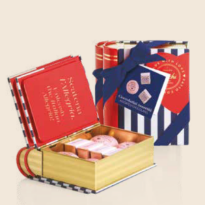 Venchi Love collection - Plåtbok med choklad, 105g.