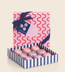 Venchi Love collection - Presentask med blandad choklad, 156g.