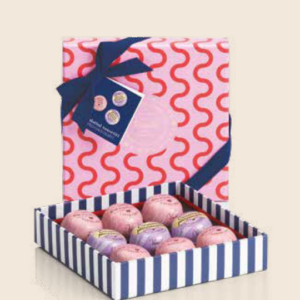 Venchi Love collection - Presentask med blandad choklad, 156g.